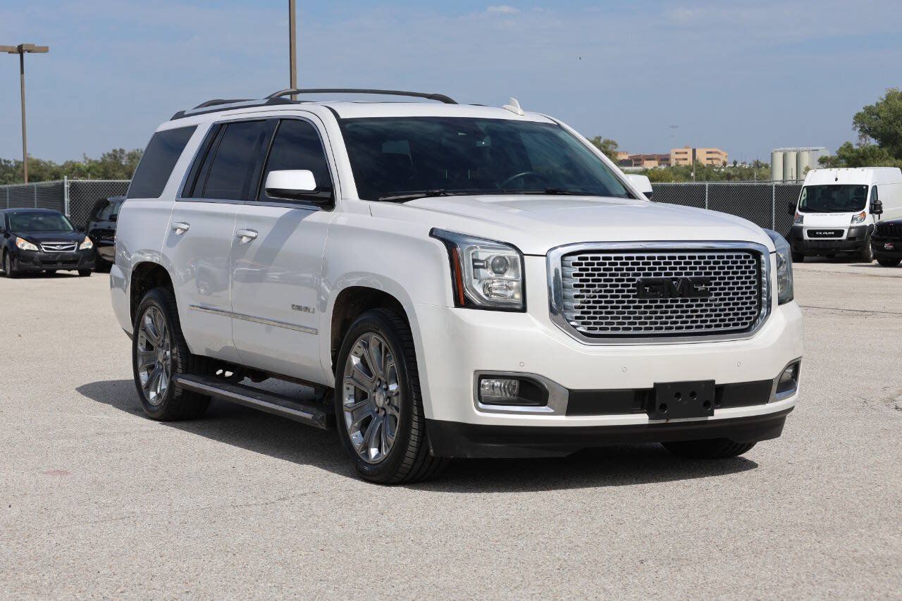 Used 2016 GMC Yukon Denali w/ Open Road Package AWD/4WD image 4