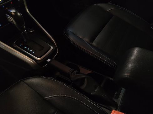 Used 2021 Ford EcoSport Titanium image 26