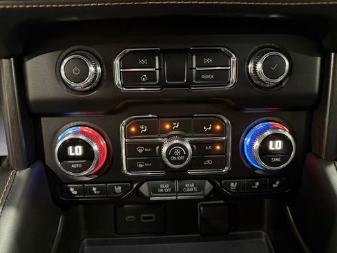 Used 2023 GMC Yukon XL AT4 w/ Max Trailering Package image 33