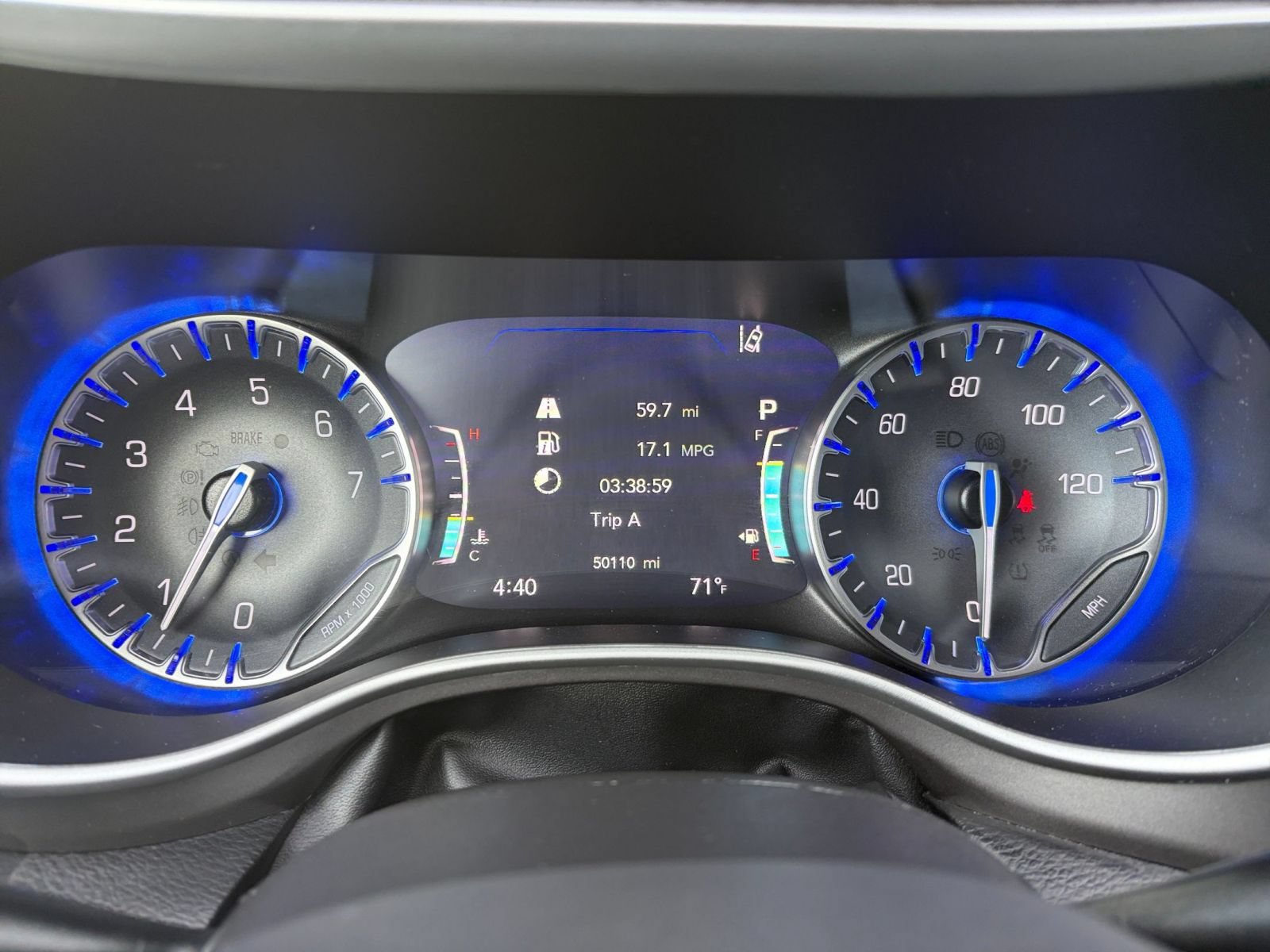 Used 2024 Chrysler Pacifica Touring-L FWD image 42