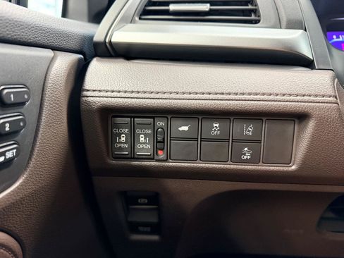 Used 2018 Honda Odyssey EX-L image 33