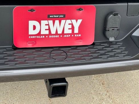 New 2026 RAM 1500 Laramie AWD/4WD image 36