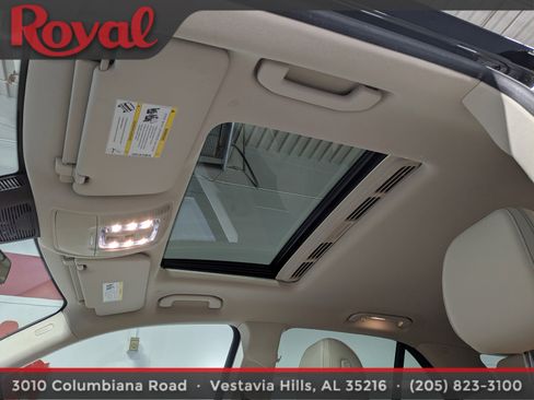 Used 2021 Mercedes-Benz GLE 350 4MATIC image 25