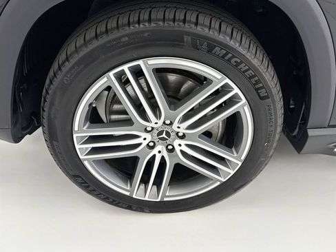 Certified 2026 Mercedes-Benz GLS 450 4MATIC image 29