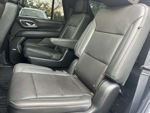 Used 2021 Chevrolet Tahoe High Country w/ Premium Package RWD image 22