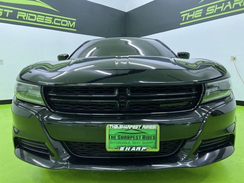 Used 2021 Dodge Charger SXT w/ Leather Interior Group RWD image 3