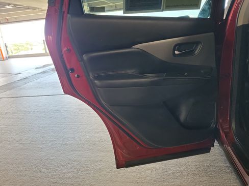 Used 2020 Nissan Murano SV FWD image 14