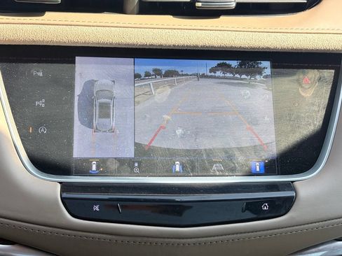 Used 2022 Cadillac XT5 Sportv w/ Platinum Package AWD/4WD image 10