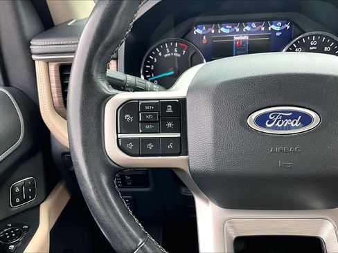Used 2024 Ford Expedition Limited AWD/4WD image 24