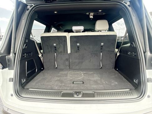 New 2026 Jeep Grand Wagoneer 2WD image 28