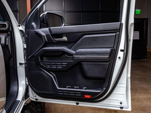 Used 2024 Toyota Tacoma TRD Sport image 37