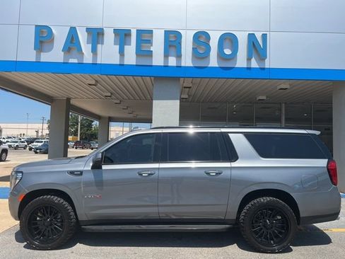 Used 2022 GMC Yukon XL AT4 w/ Max Trailering Package AWD/4WD image 2