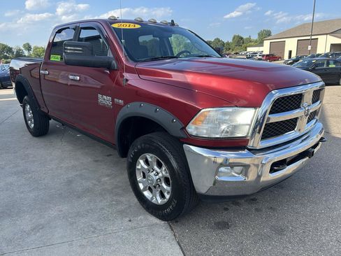 Used 2014 RAM 2500 SLT w/ Luxury Group AWD/4WD image 3