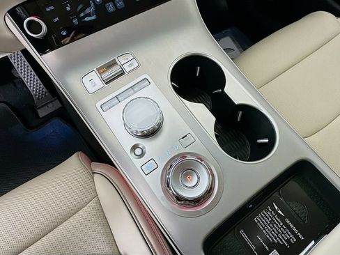 New 2026 Genesis GV70 2.5T Advanced w/ G1 Accessory Package image 15