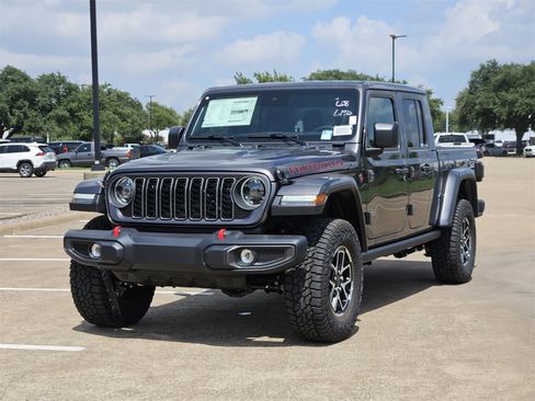 New 2025 Jeep Gladiator Rubicon w/ Convenience Group image 2