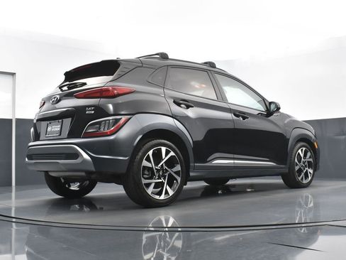Used 2023 Hyundai Kona Limited AWD/4WD image 24