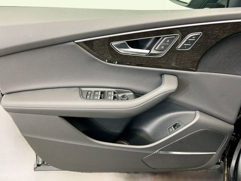 New 2026 Audi Q8 Premium Plus image 23