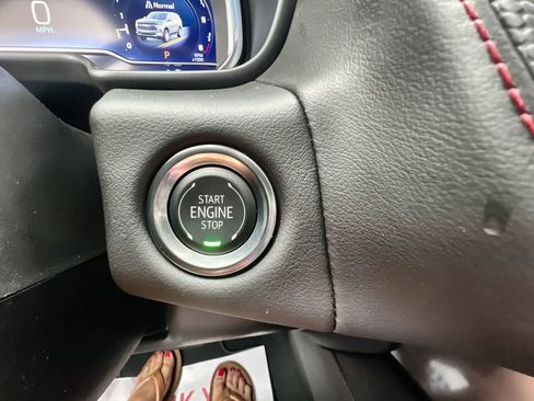 Used 2024 Chevrolet Tahoe RST w/ Luxury Package image 17