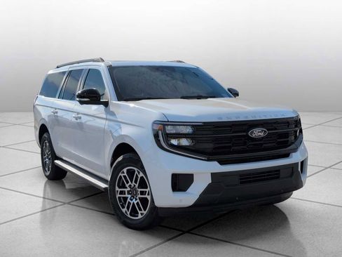 New 2026 Ford Expedition Max Active image 2