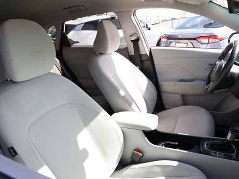 Used 2024 Hyundai Kona SEL FWD image 21