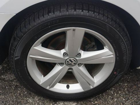 Used 2015 Volkswagen Passat 1.8T Limited Edition FWD image 20