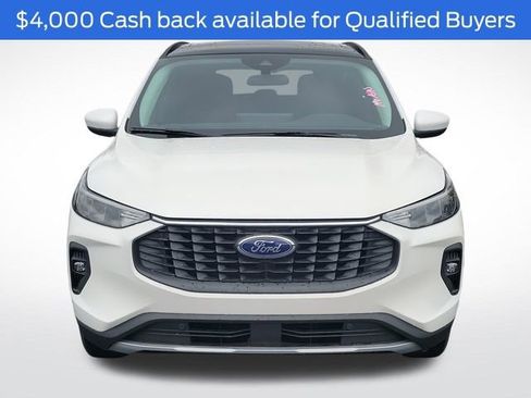 New 2026 Ford Escape SE w/ Class II Trailer Tow Package image 2