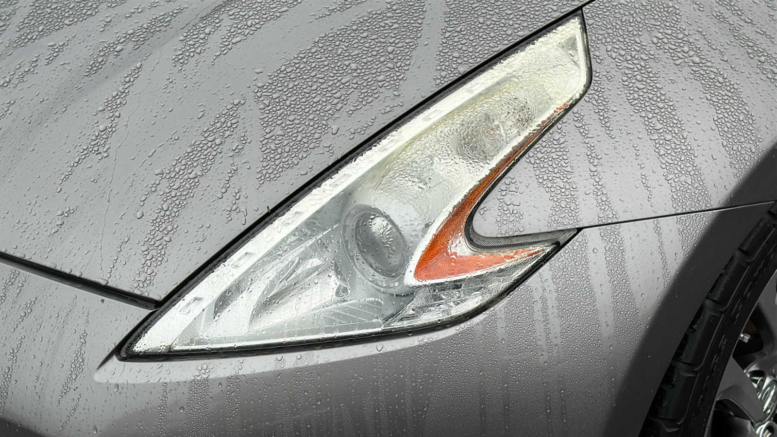 Used 2010 Nissan 370Z Touring RWD image 4