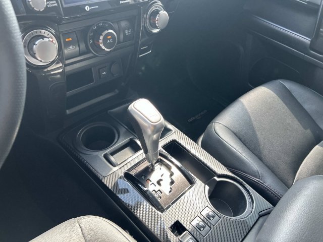 Used 2023 Toyota 4Runner TRD Off-Road Premium AWD/4WD image 26