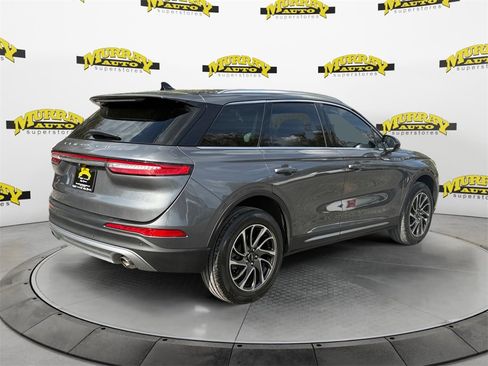 Used 2021 Lincoln Corsair FWD image 5