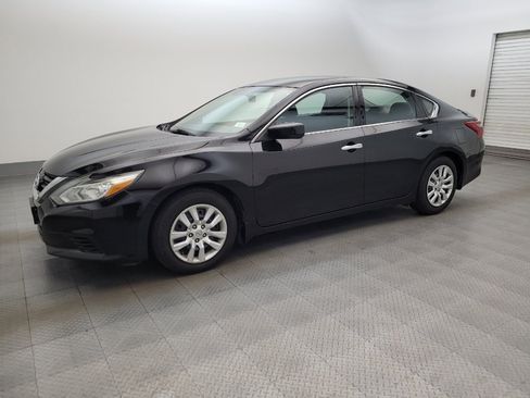 Used 2018 Nissan Altima 2.5 S w/ S Convenience Package FWD image 2