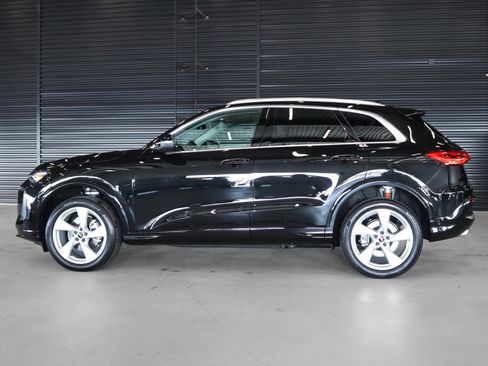 New 2025 Audi Q5 Premium Plus image 11