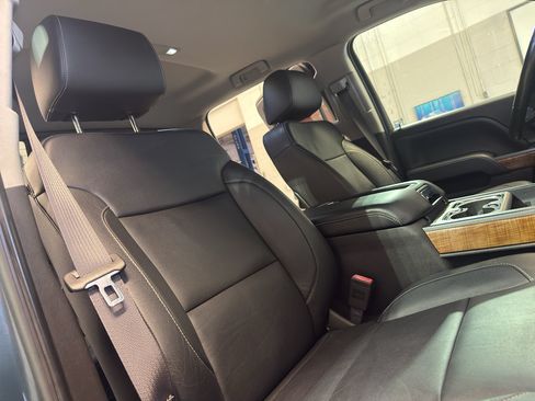 Used 2014 GMC Sierra 1500 SLT w/ SLT Crew Cab Value Package AWD/4WD image 23