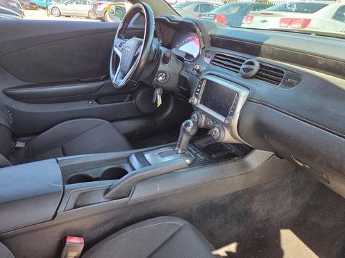 Used 2013 Chevrolet Camaro LT RWD image 10