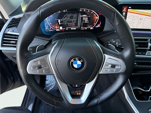 Used 2022 BMW X7 xDrive40i w/ Premium Package AWD/4WD image 17