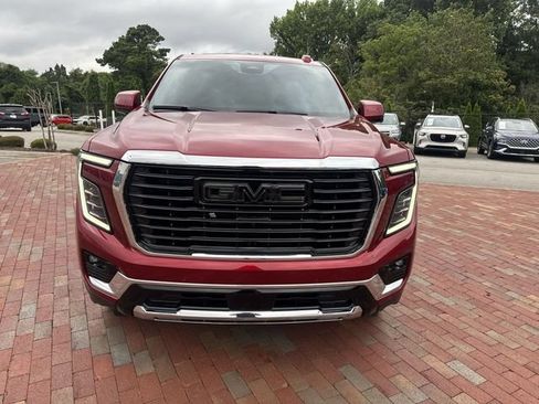 Used 2026 GMC Yukon Elevation w/ Elevation Premium Package AWD/4WD image 25