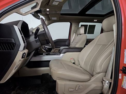 Used 2018 Ford F150 Lariat w/ Equipment Group 502A Luxury image 14