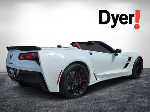 Used 2019 Chevrolet Corvette Grand Sport w/ Carbon Flash Badge Package RWD image 3