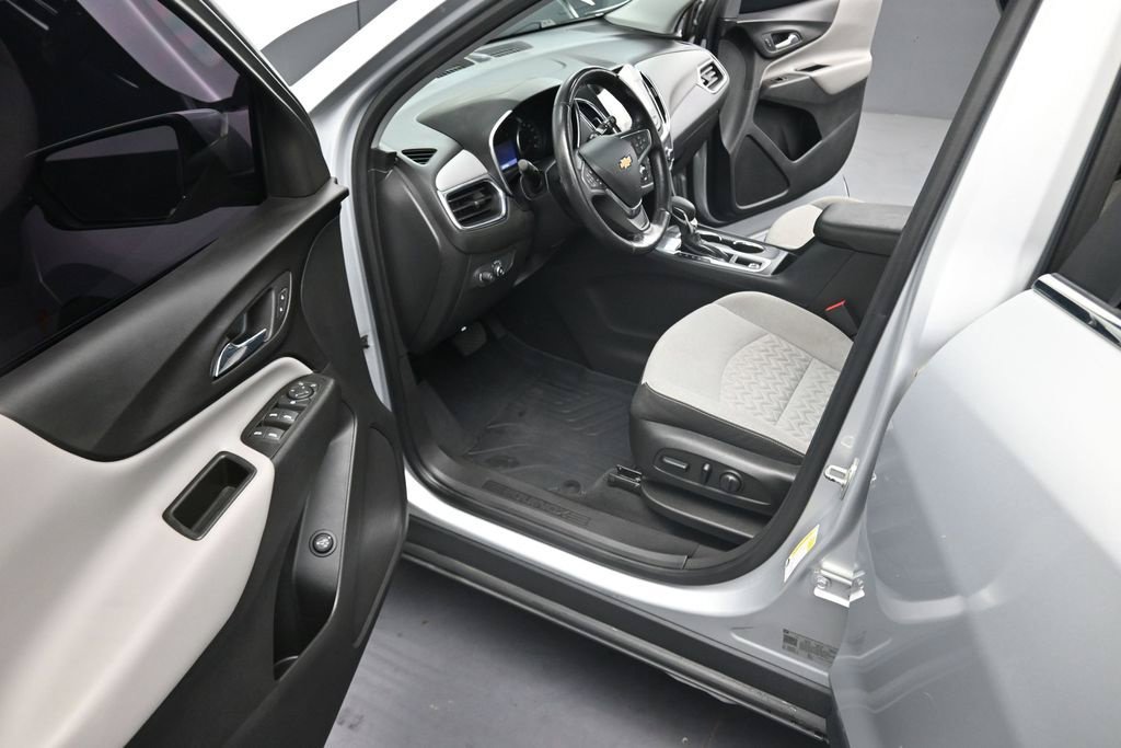 Used 2022 Chevrolet Equinox LT FWD image 19