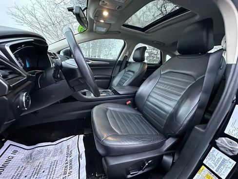 Used 2017 Ford Fusion Energi SE image 13