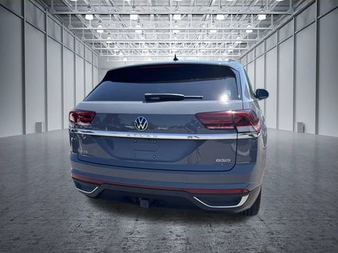 Used 2022 Volkswagen Atlas Cross Sport SE w/ Panoramic Sunroof Package AWD/4WD image 35