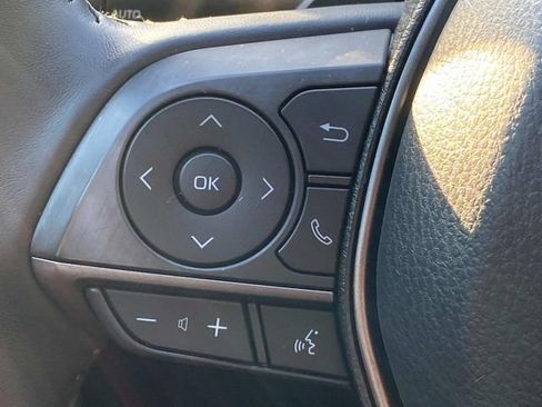 Used 2021 Toyota Camry SE AWD/4WD image 18