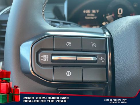 New 2026 GMC Acadia AT4 image 25