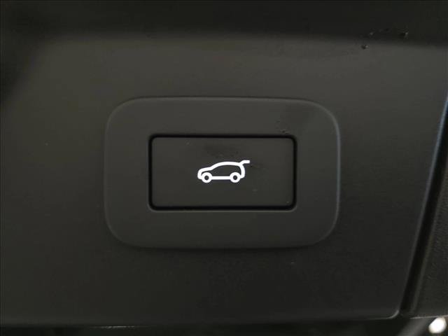 New 2026 Land Rover Range Rover Velar S AWD/4WD image 13