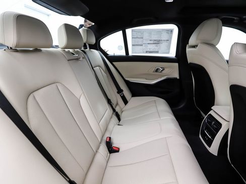 New 2026 BMW 330i xDrive Sedan w/ Premium Package AWD/4WD image 27