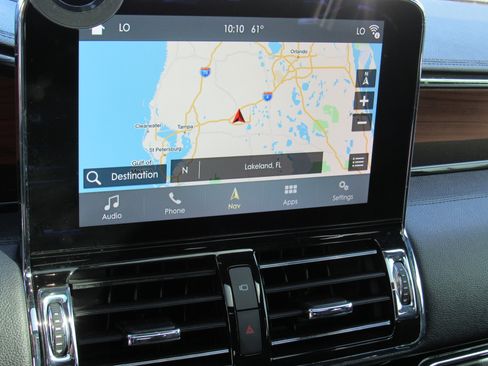 Used 2018 Lincoln Navigator L Reserve w/ Technology Package image 13