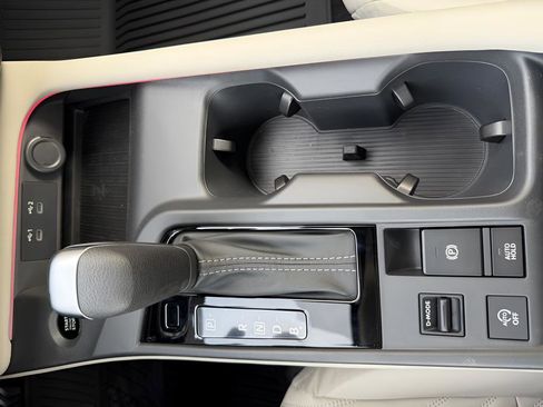 New 2026 Nissan Sentra SL w/ Floor Mat Package FWD image 24