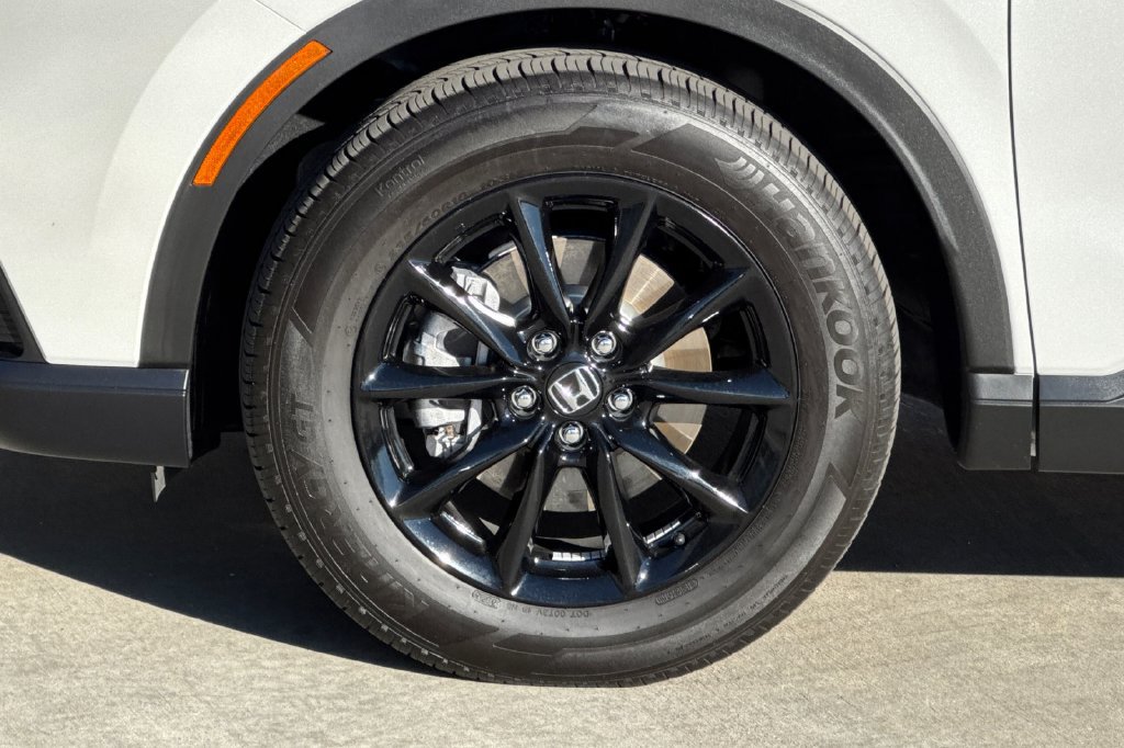 Certified 2026 Honda CR-V Sport image 33