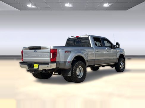 Used 2022 Ford F350 Lariat w/ Lariat Ultimate Package image 9