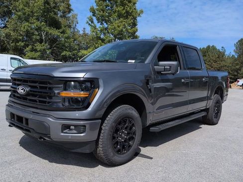 New 2025 Ford F150 XLT w/ Equipment Group 302A MID image 7