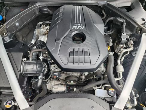 Used 2023 Genesis G70 2.0T w/ Sport Prestige Package RWD image 22